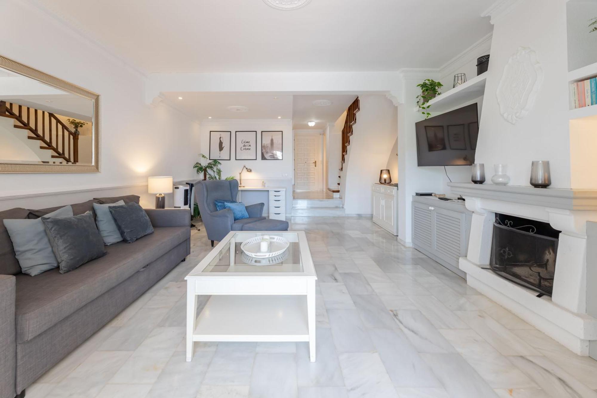 הוילה מארבלה Casa Jardines Del Sol J2 מראה חיצוני תמונה